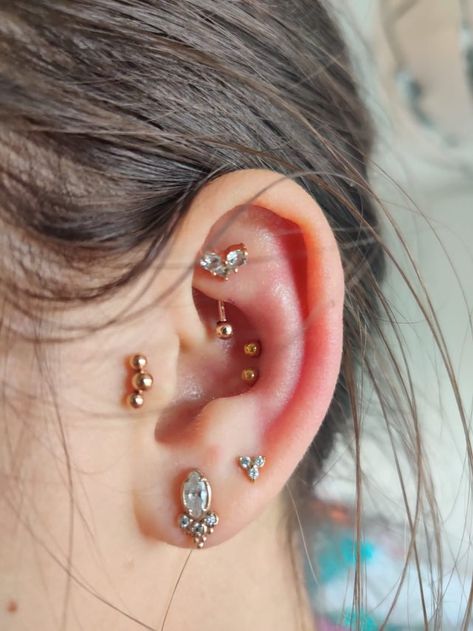 Piercing Ideas Cartilage, Double Conch Piercing, Conch Piercing Ideas, Double Conch, Conch Piercing Jewelry, Piercing Ideas, Conch Piercing, Easy Hairstyles For Long Hair, Piercing Tattoo