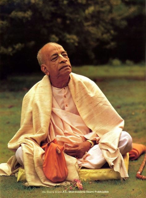 A. C. Bhaktivedanta Swami Prabhupada Lord Caitanya, Caitanya Mahaprabhu, Krsna Consciousness, Swami Prabhupada, Srimad Bhagavatam, Chanting Meditation, Spiritual Photos, Arte Yoga, Bhakti Yoga