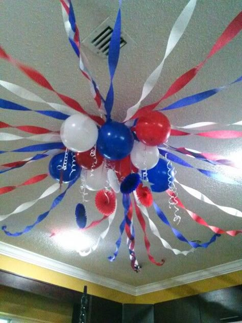 4th of july American Themed Party Decorations, Red And Blue Decorations Party Ideas, Veteran Day Decoration Ideas, Patriotic Diy Decorations, Usa Theme Party, 4th Party Ideas, July 4th Party Ideas, Usa Decorations, Ideas For Independence Day