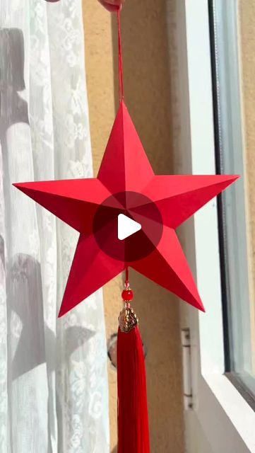 Large Christmas Star Diy, Star Making Ideas, Star Paper Craft, Large Snowflakes, Diy Christmas Star, Origami Paper Folding, 2024 Ideas, Paper Craft Ideas, Paper Ideas