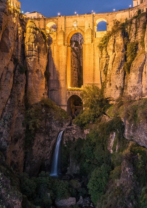 Croquis Architecture, Ronda Spain, Andalucia Spain, Old Bridge, Voyage Europe, Spain And Portugal, Andalusia, Spain Travel, Macedonia