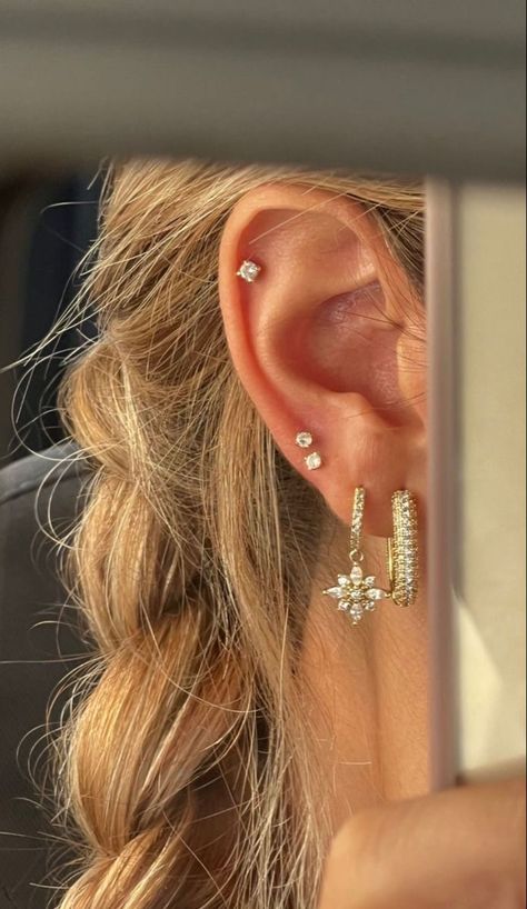 Cartlidge Earrings, Triple Ear Piercing, 3 Ear Piercings, Three Ear Piercings, Minimalist Ear Piercings, Unique Ear Piercings, Ear Peircings, Ear Piercings Chart, Piercing Chart