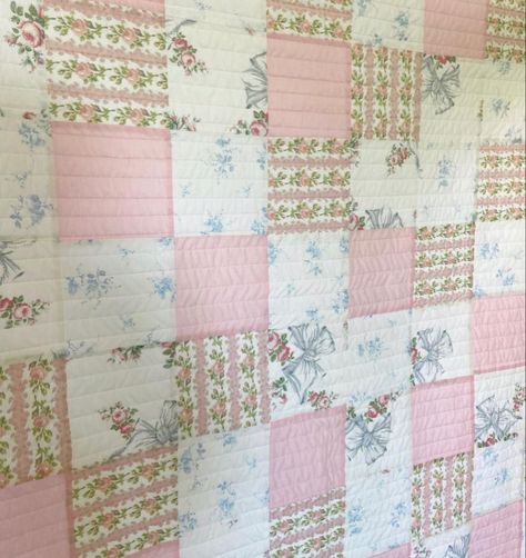 Lsf Aesthetic, Silent Spring, Pink Cottagecore, Vintage Quilts Patterns, House Essentials, Spring Quilts, Dream Living, Pink Bedroom, Quilted Pillow