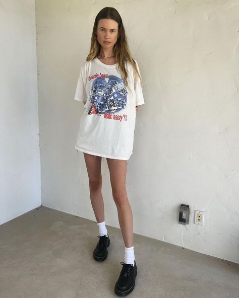 Behati Prinsloo Levine on Instagram: “Guess I’ll make a photo dump 💩” Behati Prinsloo Style, Ripped Tights, Behati Prinsloo, Summer Wear, Photo Dump, Work Outfit, Trendy Outfits, Tshirt Dress, Timeless Fashion