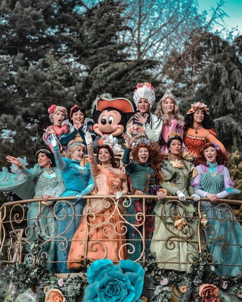 1,506 Likes, 33 Comments - @cinderlily_ on Instagram: “As my friends (and many other people who are not my friend), i wanted to post about the end of…” All Disney Princesses Together, Disney Princesses Together, Disneyland Parade, Princess Power, Disney Parade, Disney Paris, All Disney Princesses, Career Vision Board, Paris Vacation