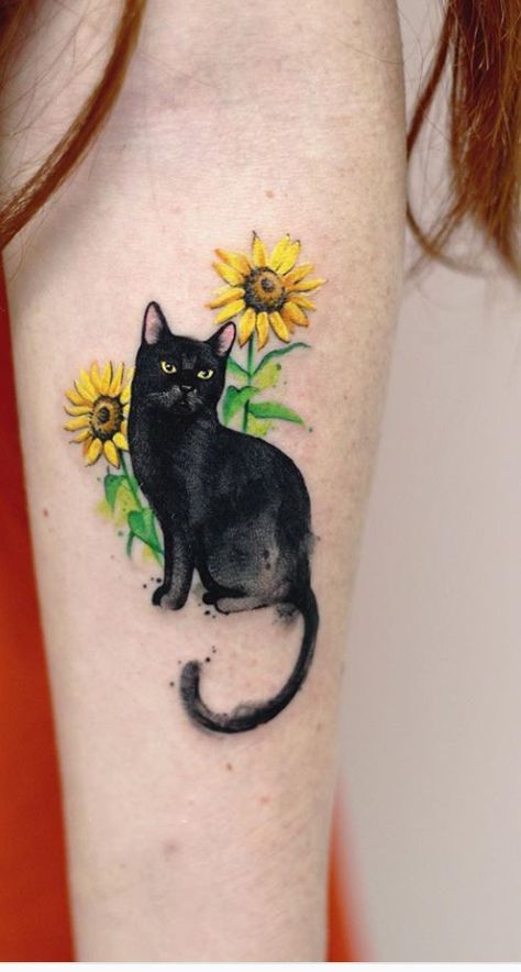 19 Creative Pet Inspired Tattoos To Remember Your Best Friend It doesn't matter what kind of pet you have, these heartwarming tattoos will give you an idea of how to capture your pet's personality in your next ink. Watercolor Cat Tattoo, Cute Cat Tattoo, Black Cat Tattoos, Shape Tattoo, Inspired Tattoos, Inspiration Tattoos, Cat Tattoo Designs, Geniale Tattoos, Cute Little Tattoos