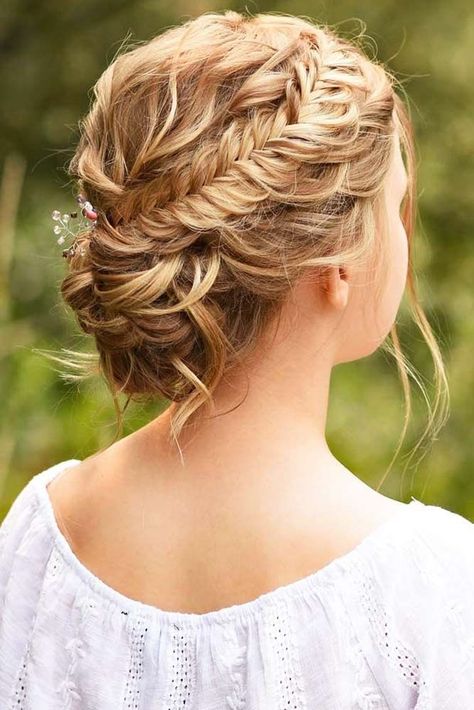 Girls Updo, Easy Updos For Long Hair, Prom Hair Updo, Peinados Recogidos, Flower Girl Hairstyles, Trending Hairstyles, Braids For Long Hair, Box Braids Hairstyles, Curly Hair Styles Naturally