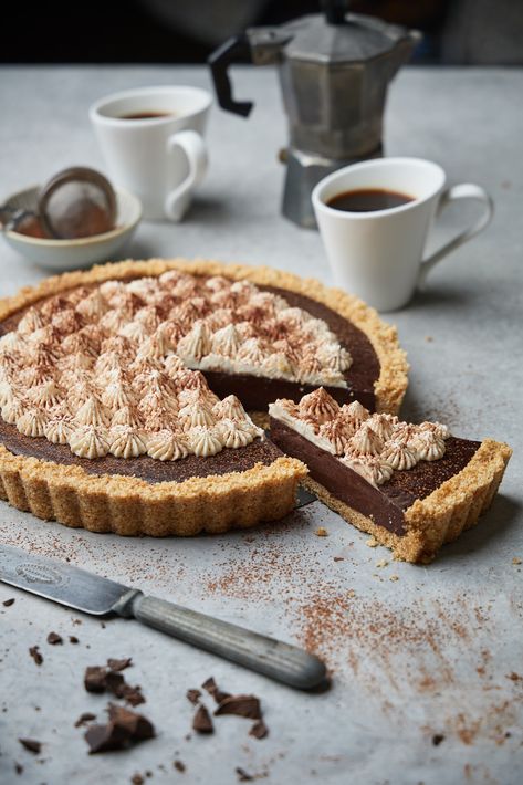 Dark chocolate tiramisu tart Tiramisu Tart Recipe, Chocolate Pie Aesthetic, Tiramisu Tartlets, Chocolate Coffee Tart Recipe, Tiramisu Pie, Chocolate Ganache Tart Recipes, Tiramisu Tart, Hazelnut Chocolate Tart, Dark Chocolate Ganache Tart