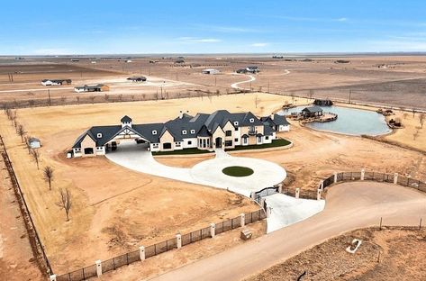 Texas Ranch Homes Exterior, What To Do With Acres Of Land, Texas Ranch House Exterior, Dream House On Land, House On Big Land, Land Ideas Acres, Texas Dream Home, Big House On Land, House On Acres Of Land