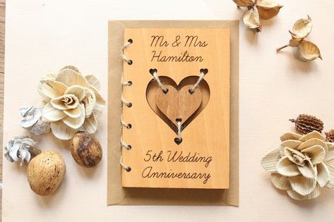 5th Anniversary Card, Wood Card, Personalised Anniversary Card, 5th Anniversary, Anniversary Card, Wooden Anniversary, Fifth Anniversary - Etsy Hong Kong 5th Wedding Anniversary, Wood Card, Personalized Anniversary, Personal Cards, Anniversary Cards, Wedding Anniversary, Place Card Holders, Greeting Cards, Gift Wrapping