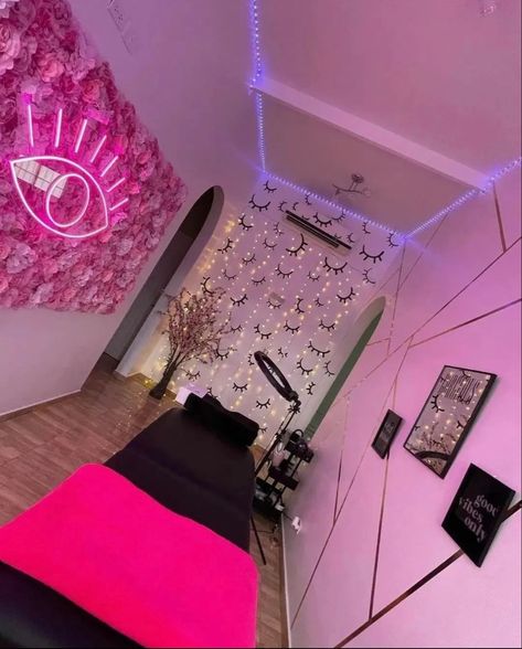 Black Lash Room, Lash Room Decor Ideas, Lash Studio Decor, Lash Room Ideas, Esthetician Inspiration, Eyelash Decor, Eyelash Studio, Tech Room, Lash Room Decor