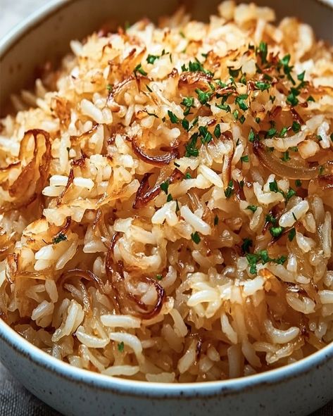 French Onion Rice Recipe - Savory & Easy Side Dish Idea Onion Rice Recipe Simple, French Onion Rice Recipe, French Onion Rice, Onion Rice Recipe, Onion Rice, Rice Side Dish Recipes, 2024 Recipes, Thanksgiving 2024, Rice Side Dishes