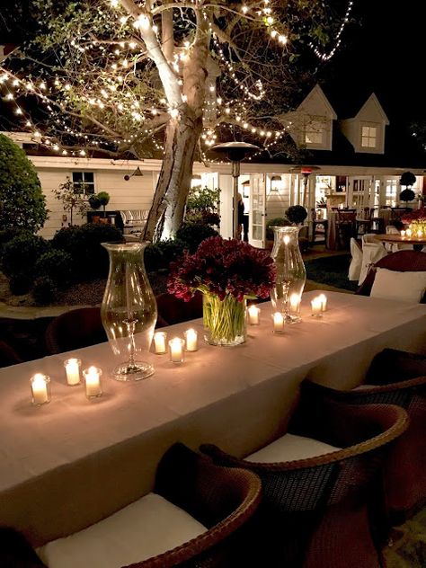 A Magical Evening Bridal Shower in Newport Beach - Classic Casual Home Beach Bridal Shower Decorations, Bridal Shower Decorations Elegant, Bridal Shower Venues, Backyard Bridal Showers, Outdoor Bridal Showers, Outdoor Evening, Simple Bridal Shower, Table Setting Ideas, Wedding Backyard Reception