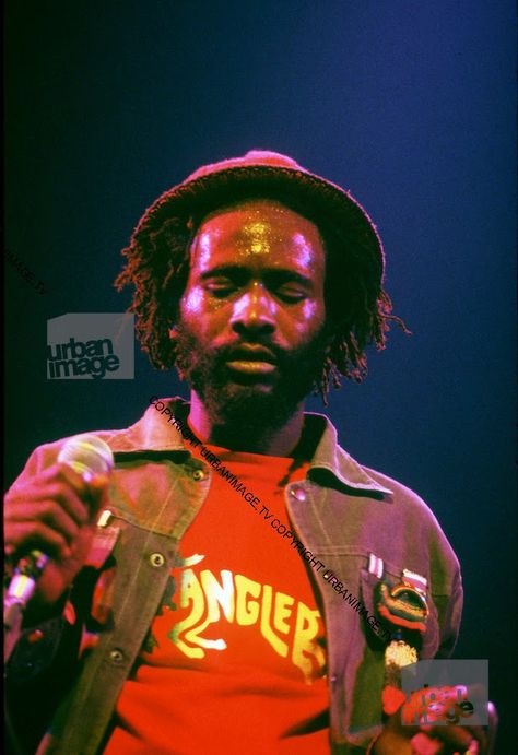 Burning Spear Reggae, Reggae Party, Burning Spear, Real Madrid Soccer, Nesta Marley, Christian Quotes Wallpaper, Wallpaper Quotes, Christian Quotes, Real Madrid