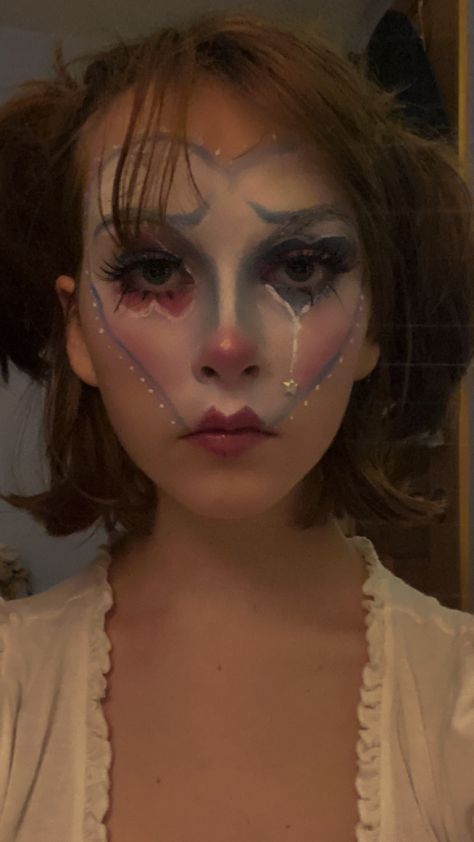 My face and makeup 💕 Cry Makeup Look, Crying Clown Makeup, Cry Baby Makeup, Trilogy Tour Makeup, Melanie Makeup, Clown Face Makeup, Crying Makeup, Clown Photoshoot, Melanie Concert