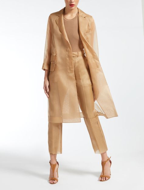 SORAGA Mode Ab 50, Beige Outfit, Gorgeous Clothes, Silk Organza, Mode Inspiration, Modest Dresses, Max Mara, Costumes For Women, Look Fashion