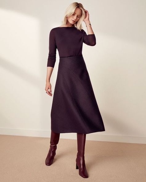 Wool Midi Dress, Plum Dress Outfit, Plum Outfit Ideas, Satin Skirt Outfit Winter, Wool Skirt Outfit, Burgundy Dress Outfit, A Line Skirt Outfits, Golden Globes Fashion, Satin Skirt Outfit