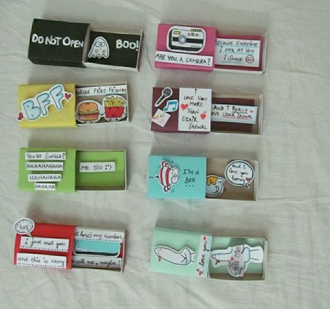 Matchbox Crafts For Friends, Fun Little Gifts, Cute Match Box Ideas, Diy Small Birthday Gifts, Cute Matchbox Gifts, Matchbox Cards Diy, Small Diy Gifts For Best Friend, Matchbox Gifts Diy, Matchbox Diy Gift