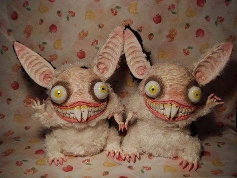 Clay Monster, Halloween Creatures, Creepy Toys, Misfit Toys, Spirit Dolls, Clay Figures, Creepy Dolls, Gremlins, Creepy Cute