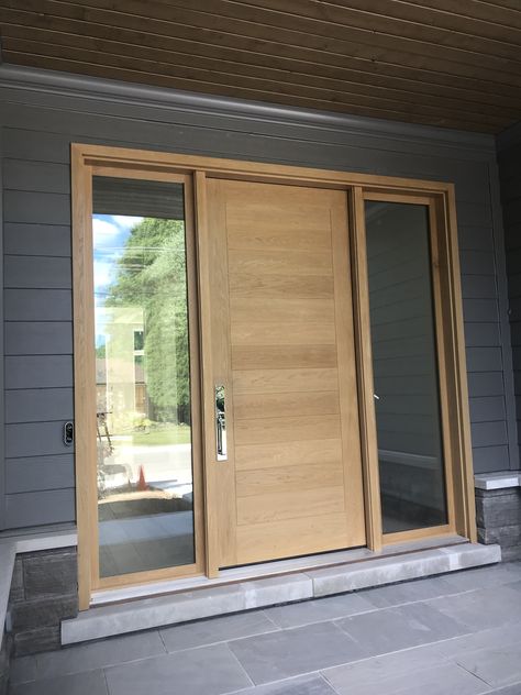 Flat cut white oak with clear varnish / 2 1/4” thick door Solid Doors Entrance, White Oak Entry Doors, Oak Entry Door, White Oak Door Exterior, Oak Exterior Door, White Oak Entry Door, Scandinavian Door Design, Light Oak Front Door, Solid Wood Exterior Door