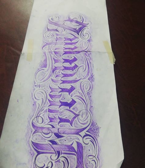 Hernandez Citas money maker #letteringtattoo #letteringmalandro #lettering #hernandez #moneymaker #cdmx #df #bearsoner #bears_oner… Hernandez Tattoo Lettering, Money Maker Tattoo, Hernandez Tattoo, Lion Art Tattoo, Chicano Lettering, Tattoo Lettering Fonts, Name Tattoo Designs, Cursive Fonts, Lion Art