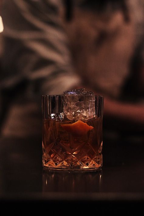 Gin, Rock Aesthetic, Alcohol Aesthetic, Its A Mans World, Old Fashioned Cocktail, Mans World, Scotch Whisky, Dark Aesthetic, Bourbon