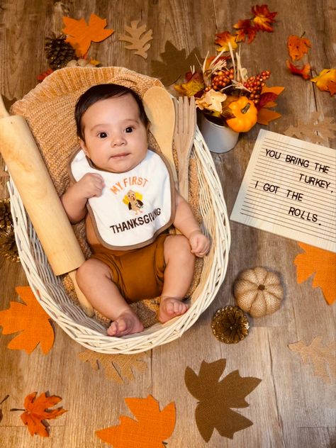 Turkey Milestone Pictures, 4 Month Thanksgiving Pictures, 1 Month Old Thanksgiving Pictures, Thanksgiving Infant Pictures, Babys First Thanksgiving Photos, Homemade Rolls Baby Picture, Thanksgiving Baby Pictures 2 Months, Thanksgiving 4 Month Old Pictures, 2 Month Thanksgiving Pictures