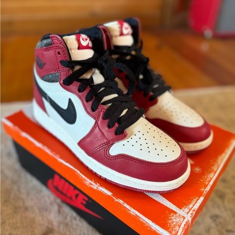 Air Jordan 1 Retro High OG GS/ Chicago Lost and Found Air Jordan 1s, All Nike Shoes, Jordan 1s, Nike Wallpaper, Air Jordan 1 Retro High Og, Air Jordan 1 Retro High, Lost And Found, Air Jordan 1 Retro, Grade School