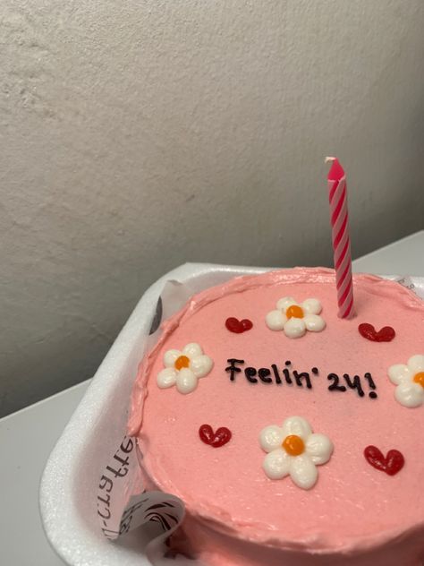 pink cake with simple design. small cake. korean lunch box cake Birthday Cake Aesthetic Quotes, 24th Birthday Ideas Cake, Cake For 24th Birthday, Cake 24th Bday, What To Write On Birthday Cake, 24 Bday Cake, Its My 24th Birthday, Lunch Box Birthday Cake, Happy Birthday 24th Birthday