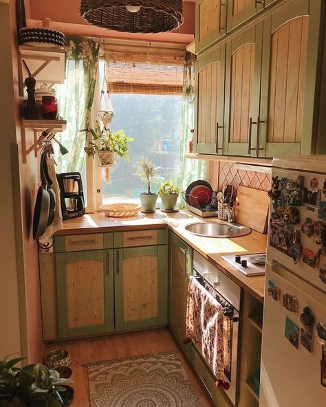 Cozy Core, Small Kitchen Layouts, Aesthetic Rooms, Design Del Prodotto, Pretty House, Dream Rooms, Dream House Decor, Kitchen Layout, Design Case