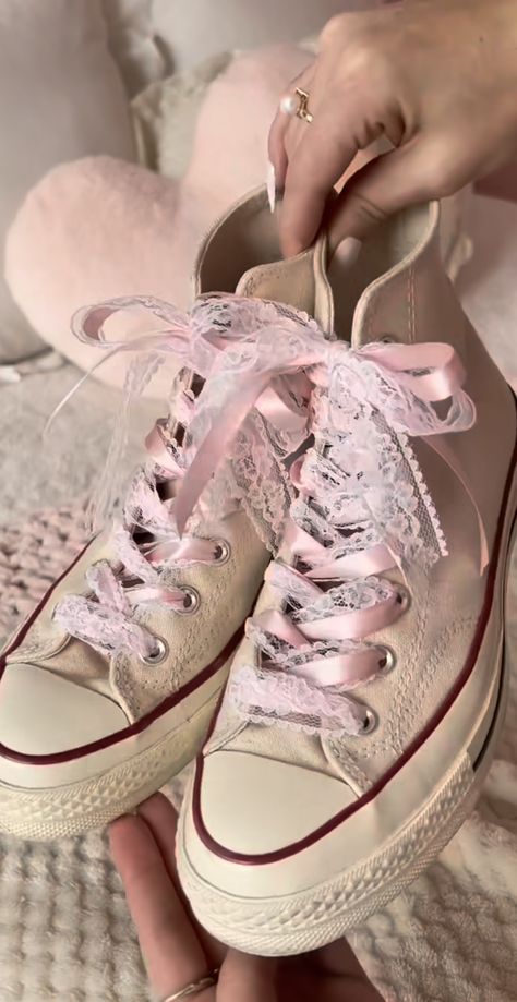 Lace Shoelaces, Coquette Kawaii, Cute Converse, Converse Pink, Dr Shoes, Kawaii Shoes, Pink Converse, Shoes Converse, Lace Sneakers