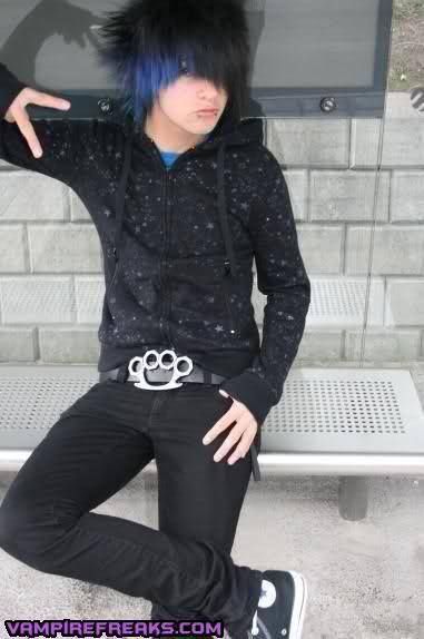 Scene Kid Outfits Male, Scene Outfits 2000s Men, Scene Girl Aesthetic, Scene Boy Outfits 2000s, Scene Guys 2000s, 2000s Scene Fashion, Emo Boy 2000s, Emo Hairstyles For Guys, Emo Boy Hair