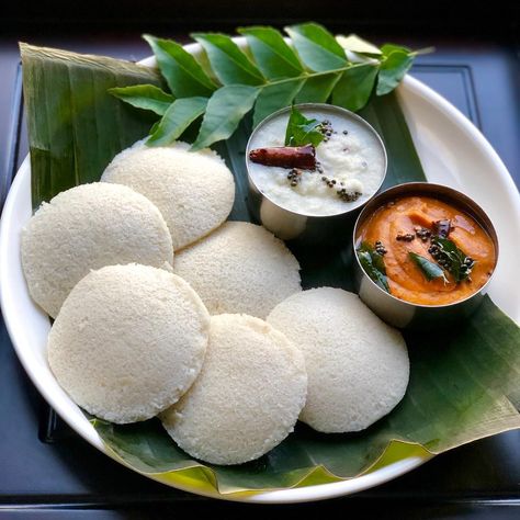 Image may contain: food Kerala Curry, Chines Food, Idli Chutney, Indian Breakfast Recipes, South Indian Breakfast Recipes, South Indian Breakfast, Idli Recipe, Indian Foods, Pani Puri