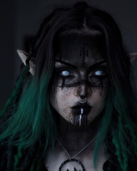 Elf Make Up, Halloween Burn Makeup, Dark Elf Ren Faire, Dark Elf Makeup Halloween, Dark Forest Witch Makeup, Dark Witch Costume Makeup, Dark Festival Makeup, Sfx Face Paint, Metallica Makeup