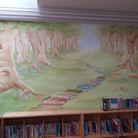 Library Murals Painting, Library Mural Ideas, Enchanted Forest Mural, Library Murals, Library Mural, Kids Room Murals, Forest Mural, School Hallways, Book Corner