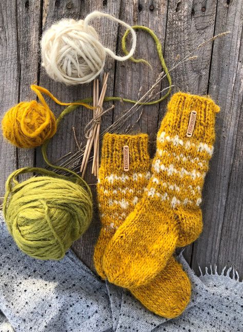 Thick Wool Socks, Woolen Socks, Socks Knitting, Made In Ukraine, Knitted Socks, Christmas White, Yellow Knit, Chunky Wool, Wool Socks