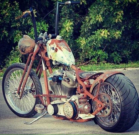 Old skool rat rod bobber Rat Rod Motorcycle, Rat Bikes, Rat Rod Bike, Old School Chopper, Harley Bobber, Bobber Bikes, Custom Bobber, Trike Motorcycle, Rat Bike