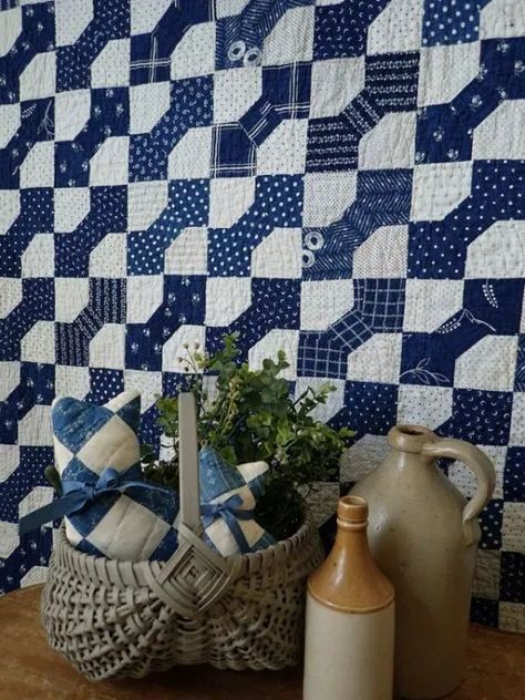 Bow Tie Tattoo, Small Wall Quilts, Bow Tie Quilt, Boat Quilt, Tie Quilts, Decorating With Quilts, Blue And White Quilts, Free Quilt Tutorials, Diary Of A Quilter