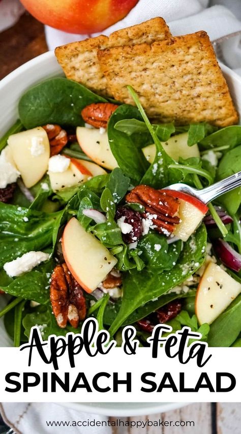 Spinach Salad Recipes Dressing, Apple Spinach Salad, Spinach Feta Salad, Spinach Apple Salad, Spinach Salad Dressing, Maple Vinaigrette, Thanksgiving Salad, Apple Salad Recipes, Salads For A Crowd