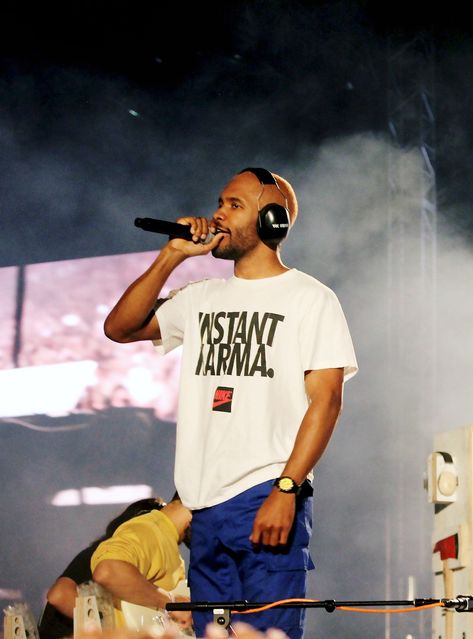 frank ocean Frank Ocean Tour, Frank Ocean Songs, Frank Ocean Wallpaper, Tyler The Creator, Frank Ocean, Fav Celebs, Rappers, Music Artists, Album Covers