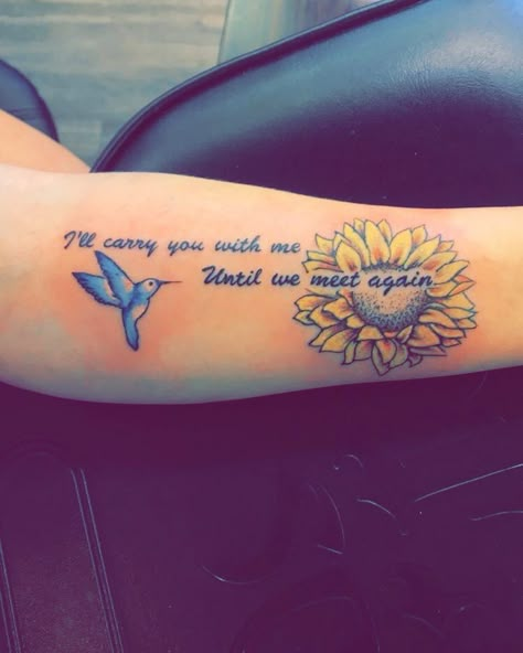 Grandma Tattoos, Rip Tattoo, Remembrance Tattoos, Snakebites, Shape Tattoo, Tattoo People, Inspiration Tattoos, Tattoos Geometric, Sunflower Tattoos