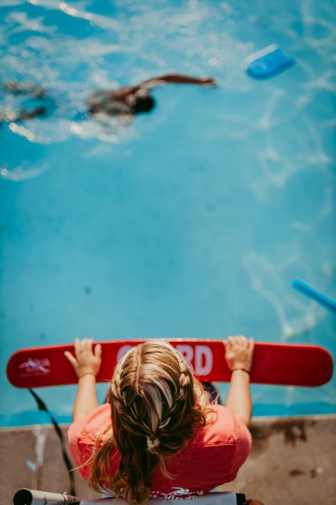 Lifeguard Aesthetic Pool, Summer Goals List, Camp America, Swim Instructor, Life Guard, Water Rescue, Pool Life, Swim Life, Vision Board Photos