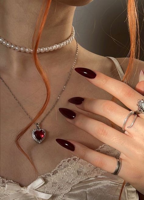 Nails And Rings, Dark Red Nails, July Nails, Red Nail, Jelly Nails, Beach Nails, Classy Nails, Nail Trends, Red Nails