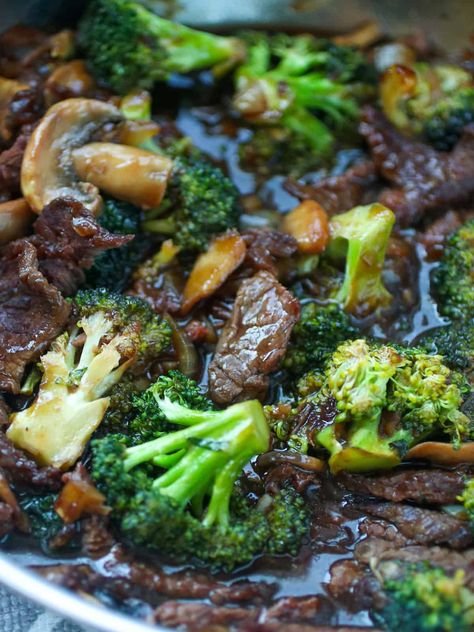 Beef Teriyaki with Mushroom and Broccoli | Woman Scribbles Condensed Milk Cheesecake, Make Teriyaki Sauce, Milk Buns, Beef Teriyaki, Mushroom Stir Fry, Teriyaki Beef, Steak And Mushrooms, Asian Sauce, Chicken Burger