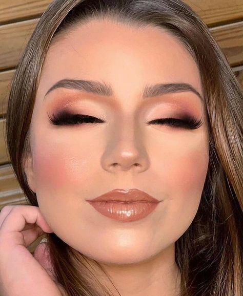 Quince Makeup, Superstay Foundation, Pageant Makeup, Makeup Ojos, Wedding Eye Makeup, Maybelline Superstay, Age Rewind, Bridal Makeup Natural, Eye Makeup Pictures