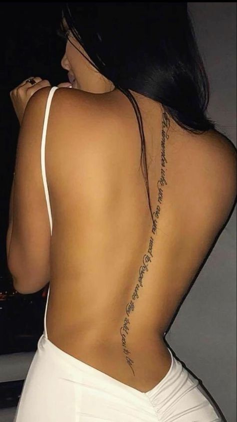 Girl Spine Tattoos, Zodiak Gemini, Tato Minimal, Hip Tattoos Women, Petite Tattoos, Spine Tattoos For Women, Writing Tattoos, Dope Tattoos For Women, Cute Tattoos For Women