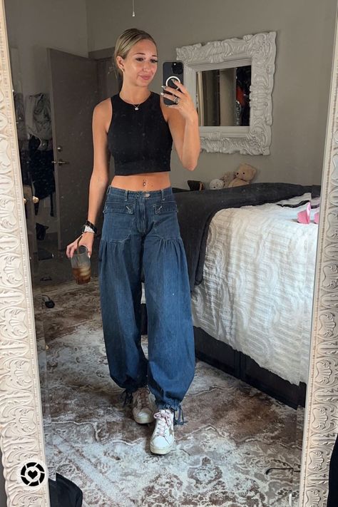 Free People Parachute Pants, Free People Jeans Outfit, Free People Jeans, Pretty Clothes, Style Spring, Everyday Outfit, Free People Pants, Summer 2024, Christmas List