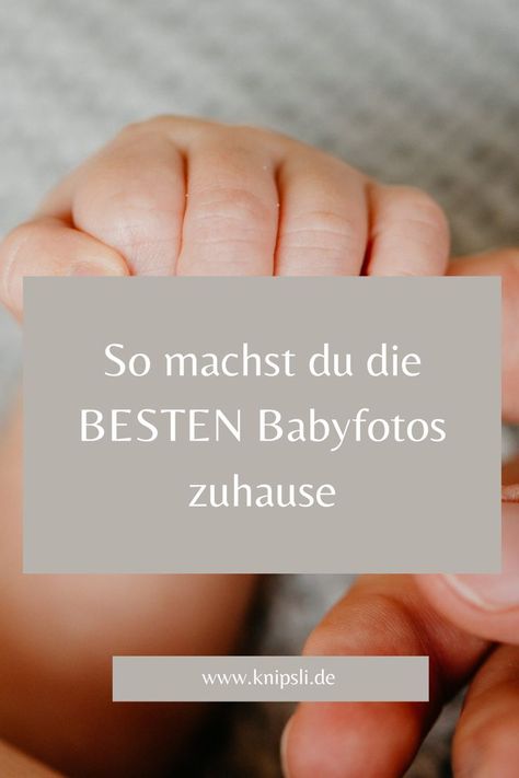 Ich liebe es Familiengeschichten fotografisch begleiten zu dürfen.
Sei es die Kinderfotos, die ersten Babybauch Bilder, das Shooting mit dem Neugeborenen oder die Familien Fotos mit der ganzen Familie.
Besonders Babyfotos kann man super zuhause fotografieren. Wie zeige ich dir in diesem Blogbeitrag. 😊


#familienfotograf #berlin #babyfotos #zuhause #fotoideen Baby Fotografie, Foto Baby, Berlin, Quick Saves