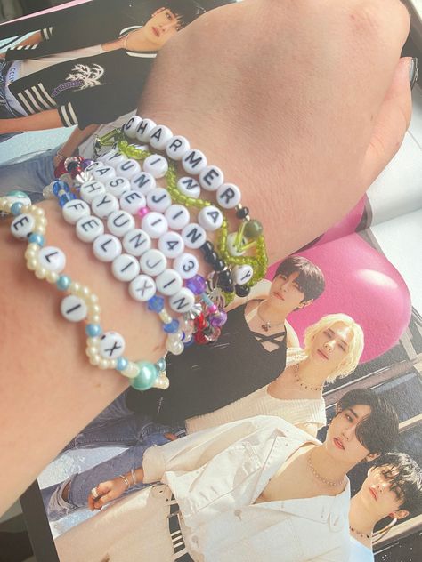 #Stray_Kids_Friendship_Bracelet #Stray_Kids_Bracelet_Ideas #Maxident_Lee_Know #Skz_Bracelets Maxident Lee Know, Straykids Bracelets, Hyunjin Bracelet, Felix Bracelet, Skz Bracelets, Lee Know Han Seungmin, Hyunjin Case 143, Stray Kids Bracelet, Kids Bead Bracelet