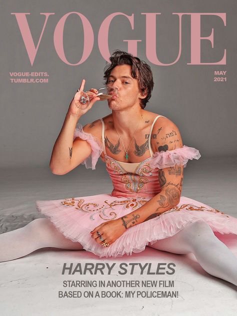 Harry Magazine Cover, Vouge Harry Style, Celebrity Vogue Covers, Vogue Cover Poster, Harry Styles Vogue Poster, Iconic Magazine Covers Fashion, Vogue Covers Iconic, Pink Magazine Covers, Cover Of Vogue Outfit